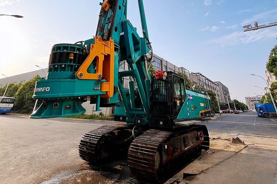 2021 Sunward 360 Rotary drilling rig