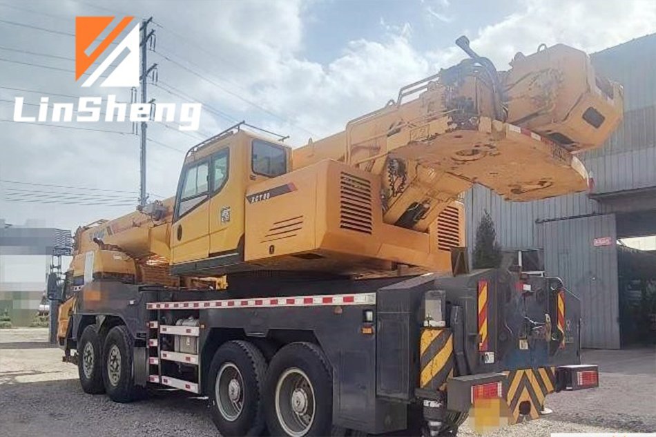 2016 XCMG 80 tons Crane